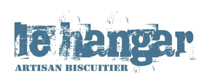logo bleu le hangar artisan biscuitier